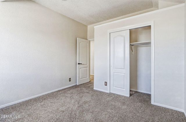 7109 OVAL ROCK Drive, El Paso, TX 79912