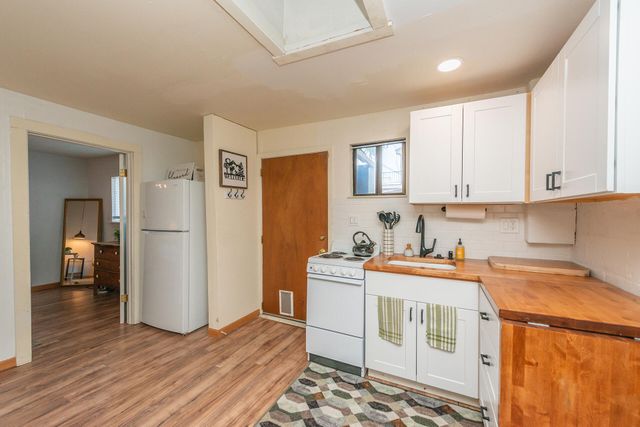 493 Main Street, Weaverville, CA 96093