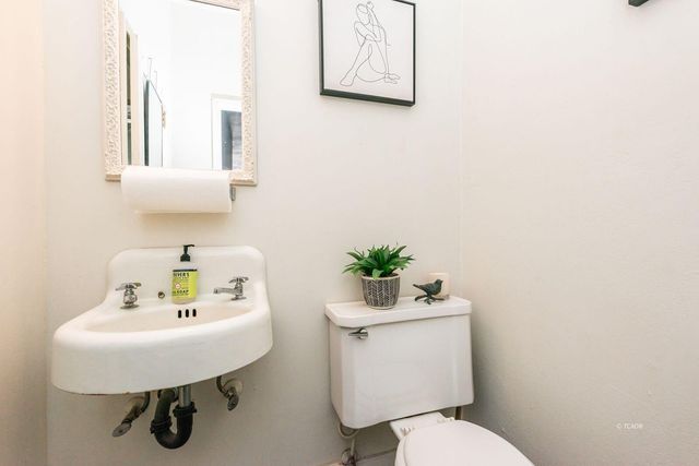 493 Main Street, Weaverville, CA 96093