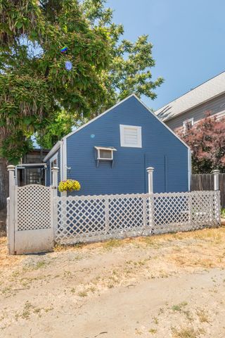 493 Main Street, Weaverville, CA 96093