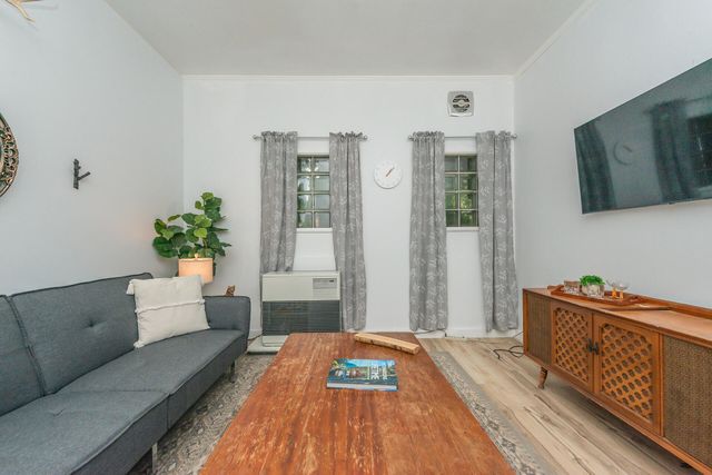 493 Main Street, Weaverville, CA 96093