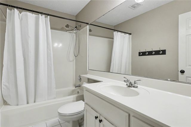 7617 Del Rio Dr, Corpus Christi, TX 78413