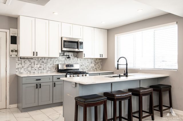 4826 N Prospect Avenue, Norridge, IL 60706