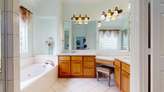 316 Grand Creek Drive, League City, TX 77573