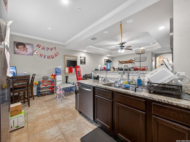 6402 Luglio Ln, San Antonio, TX 78233