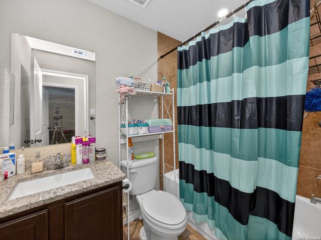 6402 Luglio Ln, San Antonio, TX 78233