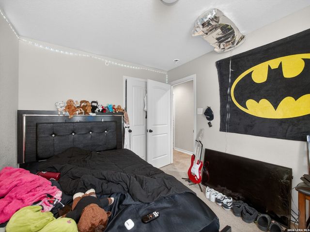 6402 Luglio Ln, San Antonio, TX 78233