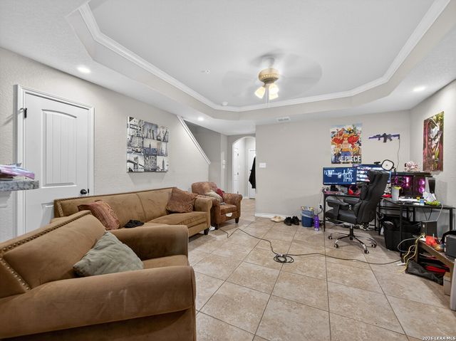 6402 Luglio Ln, San Antonio, TX 78233