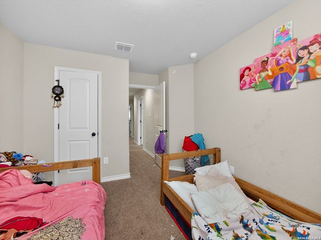 6402 Luglio Ln, San Antonio, TX 78233