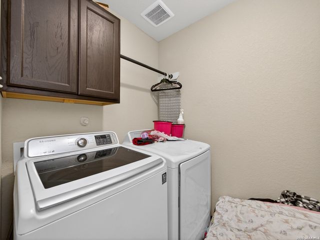 6402 Luglio Ln, San Antonio, TX 78233