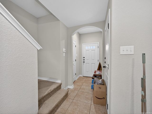 6402 Luglio Ln, San Antonio, TX 78233