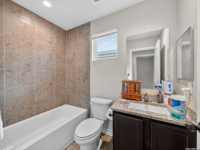 6402 Luglio Ln, San Antonio, TX 78233