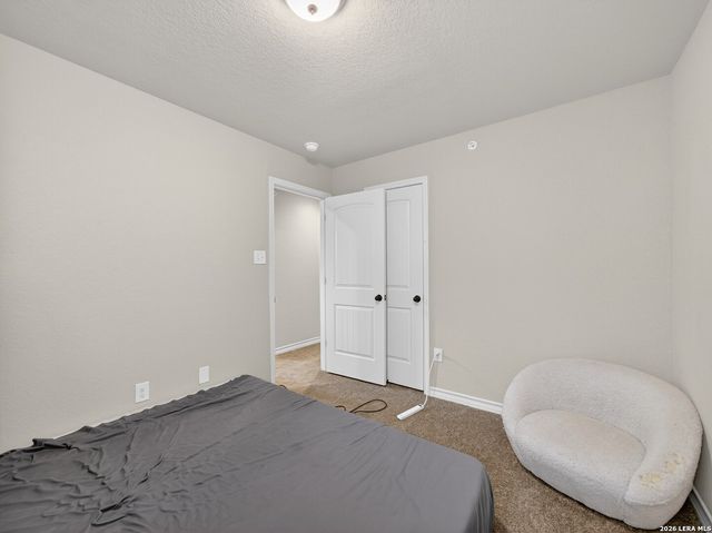 6402 Luglio Ln, San Antonio, TX 78233