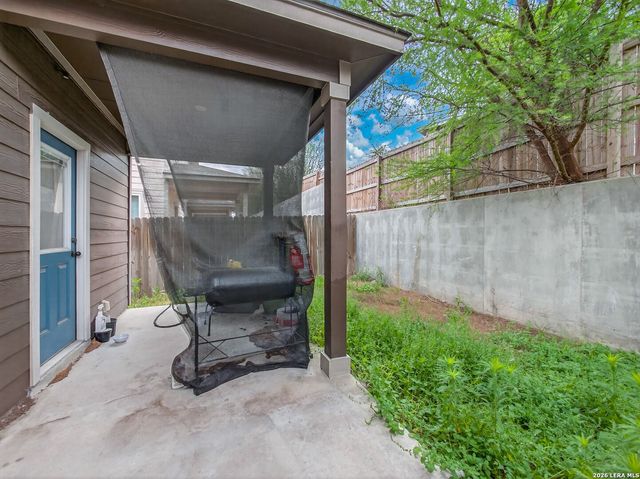 6402 Luglio Ln, San Antonio, TX 78233