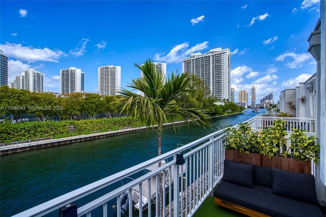 3745 NE 171st St 76, North Miami Beach, FL 33160