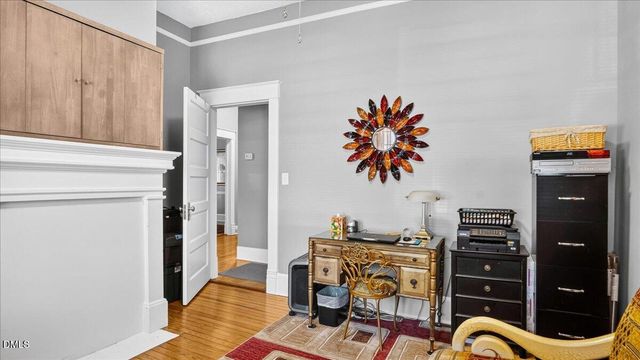 239 W Young Avenue, Henderson, NC 27536