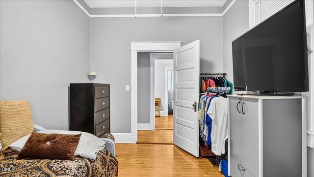 239 W Young Avenue, Henderson, NC 27536