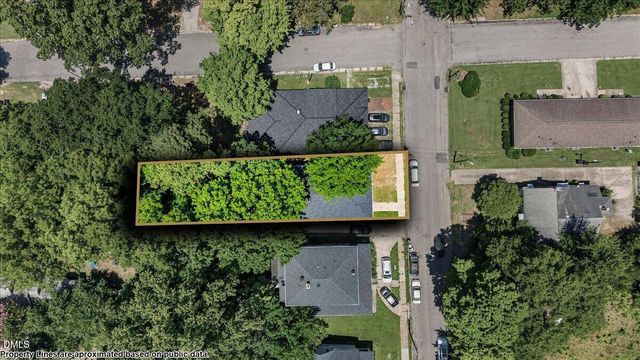 239 W Young Avenue, Henderson, NC 27536
