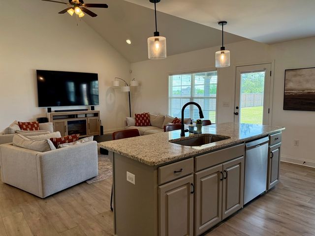 46 Owens Road, Fort Mitchell, AL 36856
