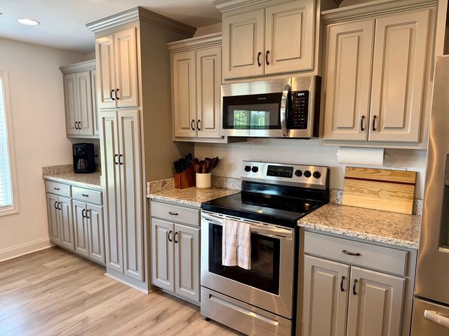 46 Owens Road, Fort Mitchell, AL 36856