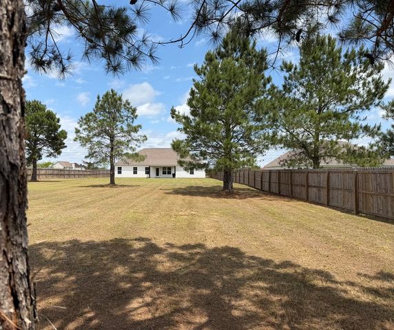46 Owens Road, Fort Mitchell, AL 36856