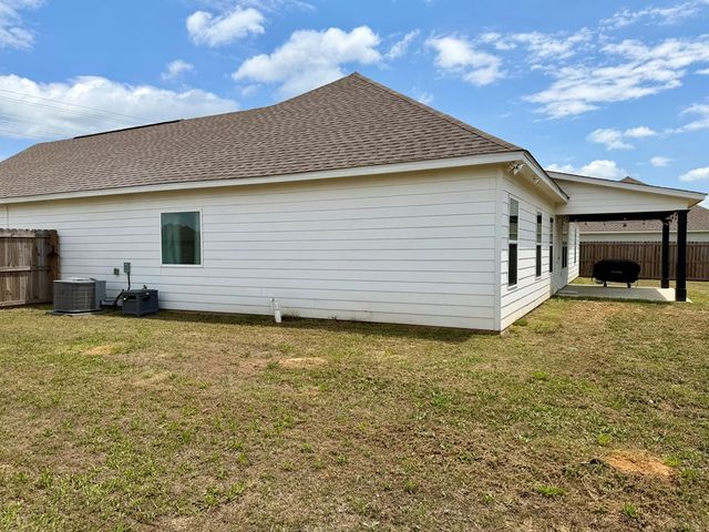 46 Owens Road, Fort Mitchell, AL 36856