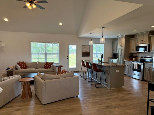 46 Owens Road, Fort Mitchell, AL 36856