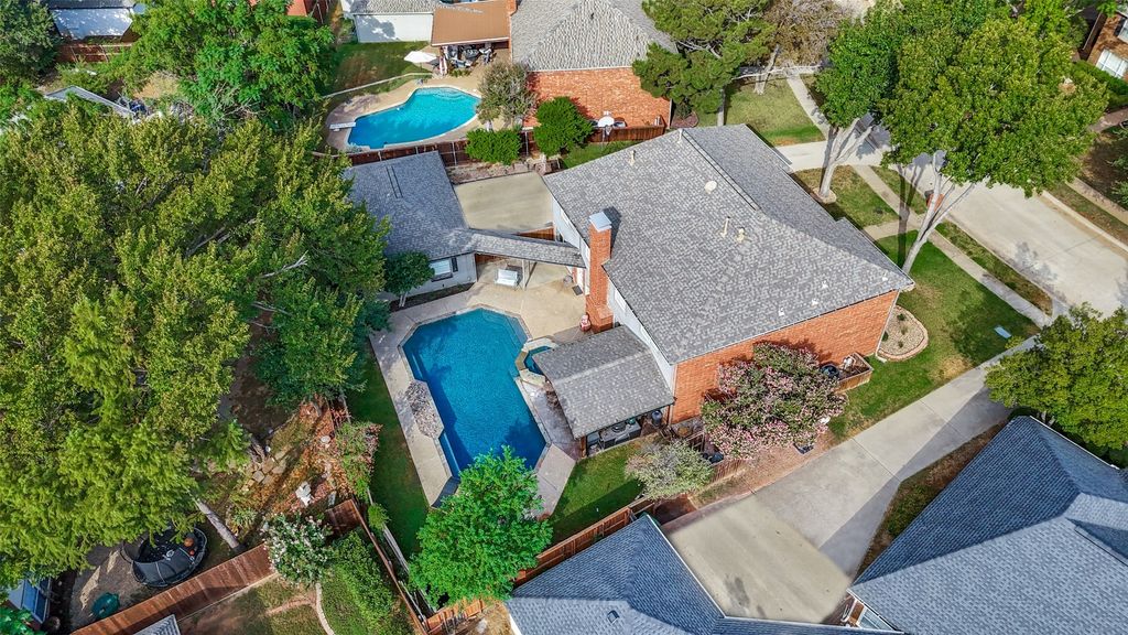 2250 Strathmore Drive, Highland Village, TX 75077 — photo 4