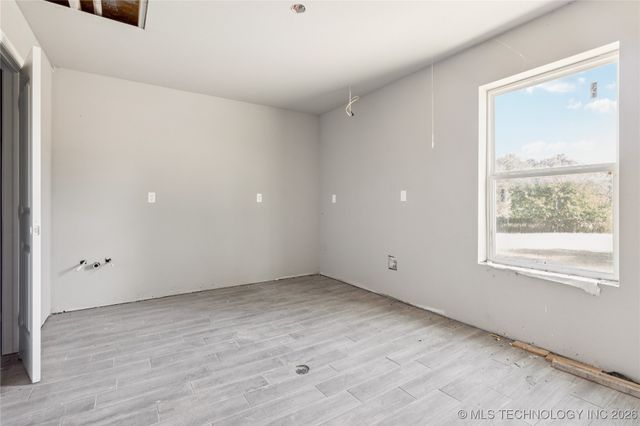 1915 S Lenapah Avenue, Skiatook, OK 74070