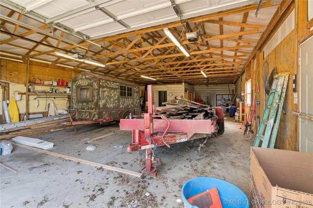 1915 S Lenapah Avenue, Skiatook, OK 74070