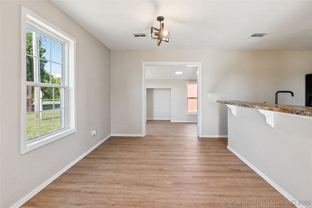 1915 S Lenapah Avenue, Skiatook, OK 74070