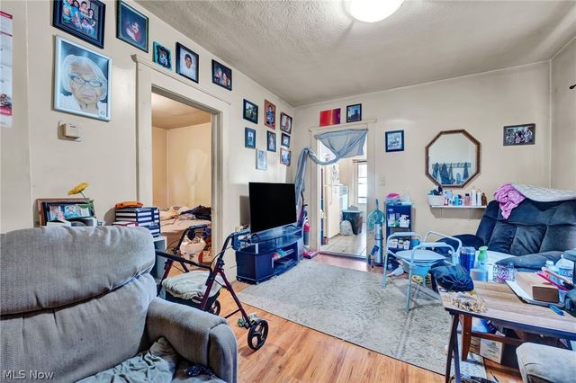 3900 Muriel Avenue, Cleveland, OH 44109