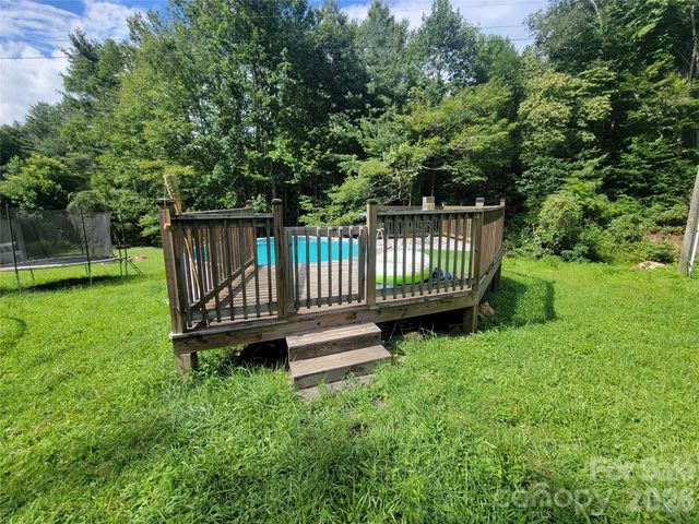 169 Roadrunner Drive, Balsam, NC 28707