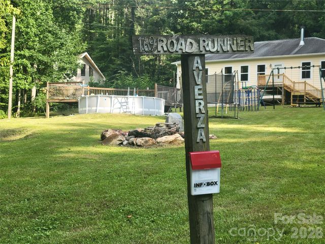 169 Roadrunner Drive, Balsam, NC 28707