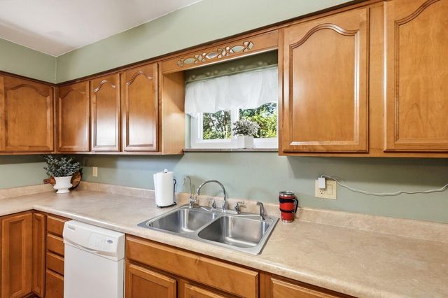 186 Meadow Lane 186 Meadow Lane, Springfield, OH 45505