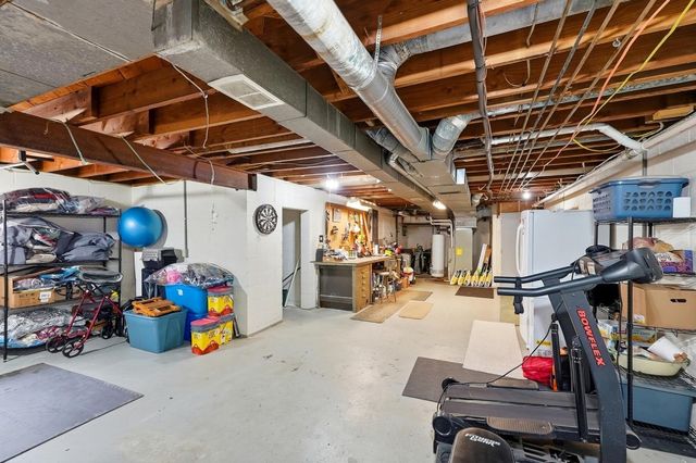 186 Meadow Lane 186 Meadow Lane, Springfield, OH 45505