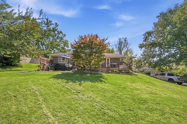 186 Meadow Lane 186 Meadow Lane, Springfield, OH 45505