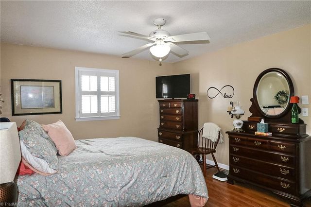167 Speas Avenue, Boonville, NC 27011