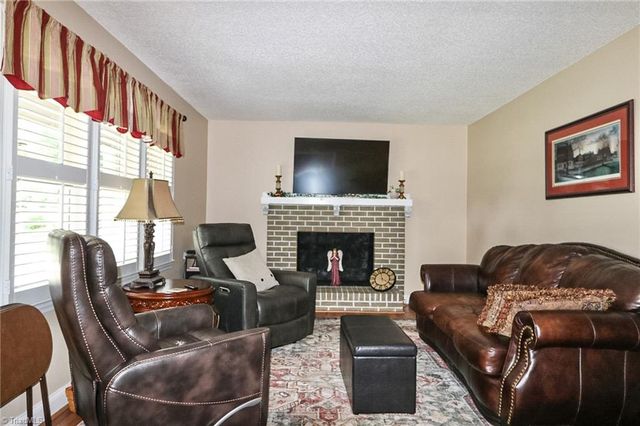 167 Speas Avenue, Boonville, NC 27011