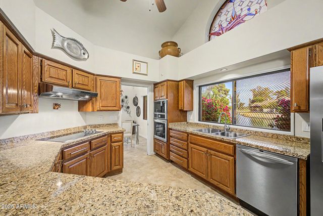 11015 N 77TH Street, Scottsdale, AZ 85260