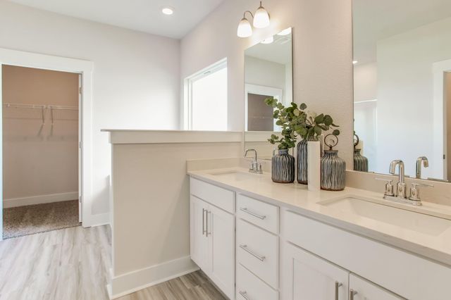 8669 Ephesus Way, Milton, FL 32583