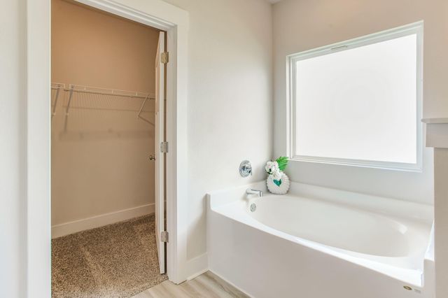 8669 Ephesus Way, Milton, FL 32583