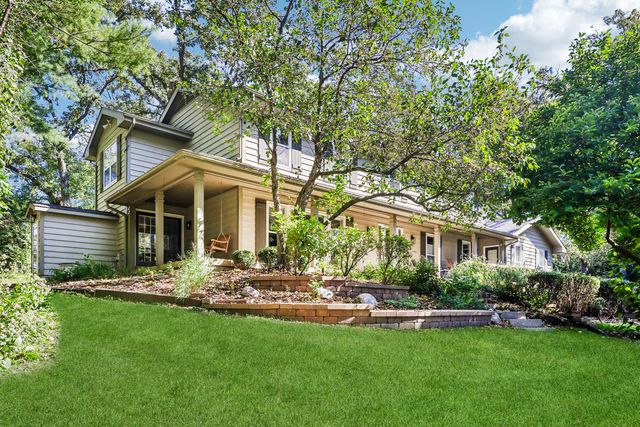 3608 Needle Creek Court, Crystal Lake, IL 60012
