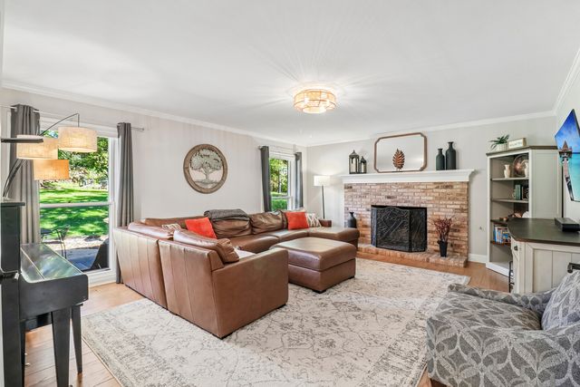 3608 Needle Creek Court, Crystal Lake, IL 60012