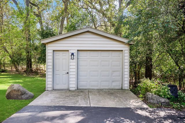 3608 Needle Creek Court, Crystal Lake, IL 60012
