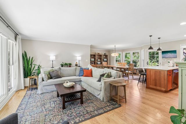 3608 Needle Creek Court, Crystal Lake, IL 60012