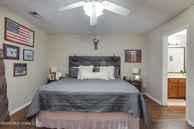 1190 W E Ross Parkway, Southaven, MS 38671