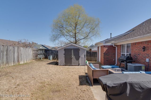 1190 W E Ross Parkway, Southaven, MS 38671