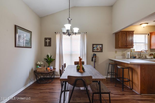 1190 W E Ross Parkway, Southaven, MS 38671