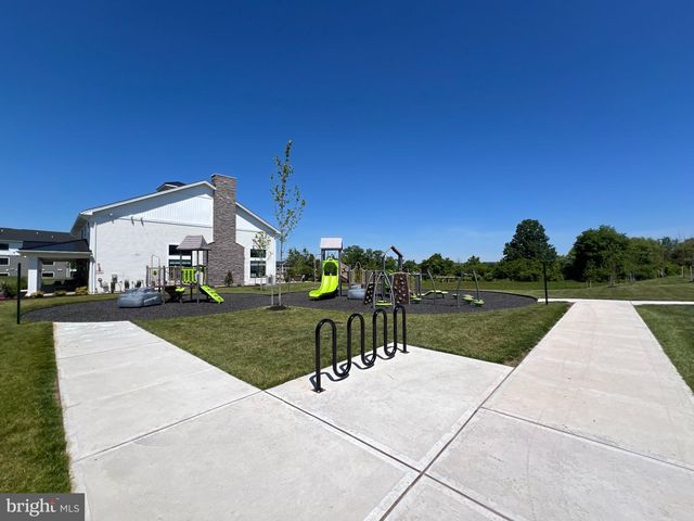2208 JACOB FRANCIS, Titusville, NJ 08560